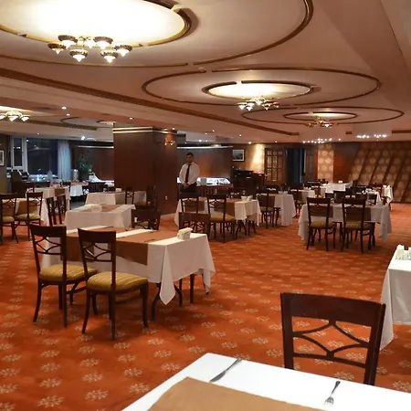 Hotel Grand Eras