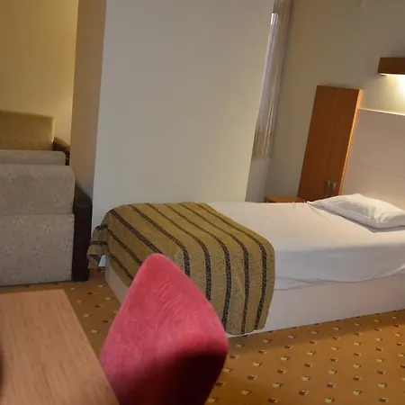 Hotel Grand Eras